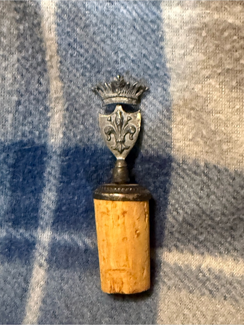 Source Unknown Crown Fleur-de-Lis Metal and Cork Bottle Stopper — Blue and Tan